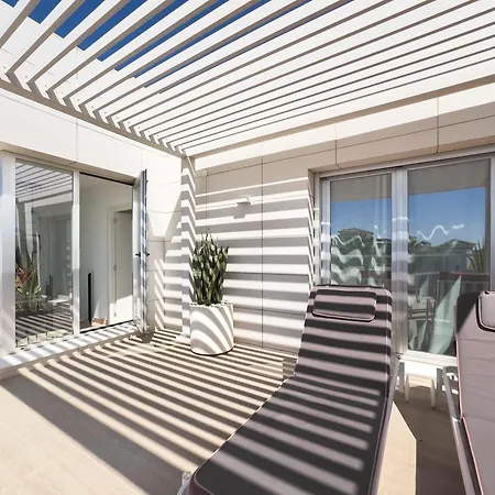 Beachfront Luxury Rooftop Penthouse Wifi Pools Grill I O Nac Paddle