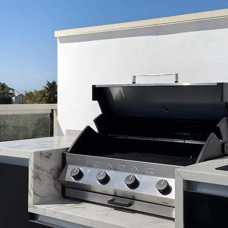 Apartment Beachfront Luxury Rooftop Penthouse Wifi Pools Grill I O Nac Paddle Marbella