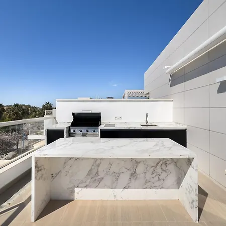 Beachfront Luxury Rooftop Penthouse Wifi Pools Grill I O Nac Paddle * Marbella